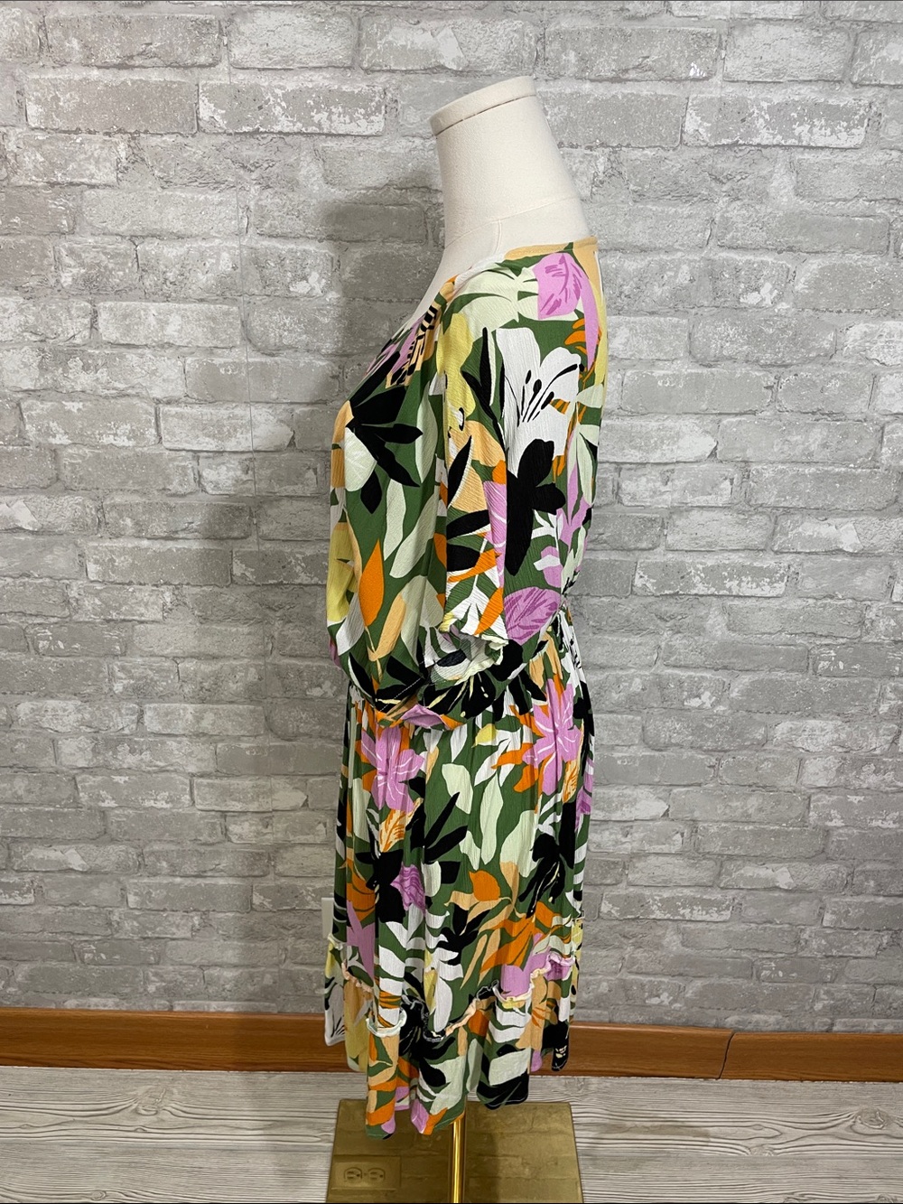 Cupshe Marlen Floral Ruffle Tie Front Dress - Picture 3 of 7